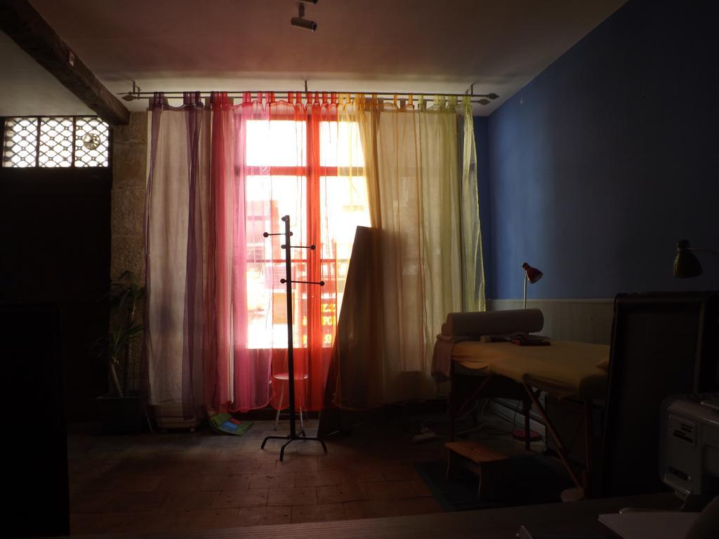 Lougat La Maison Des Chats كورد سور سيال الغرفة الصورة